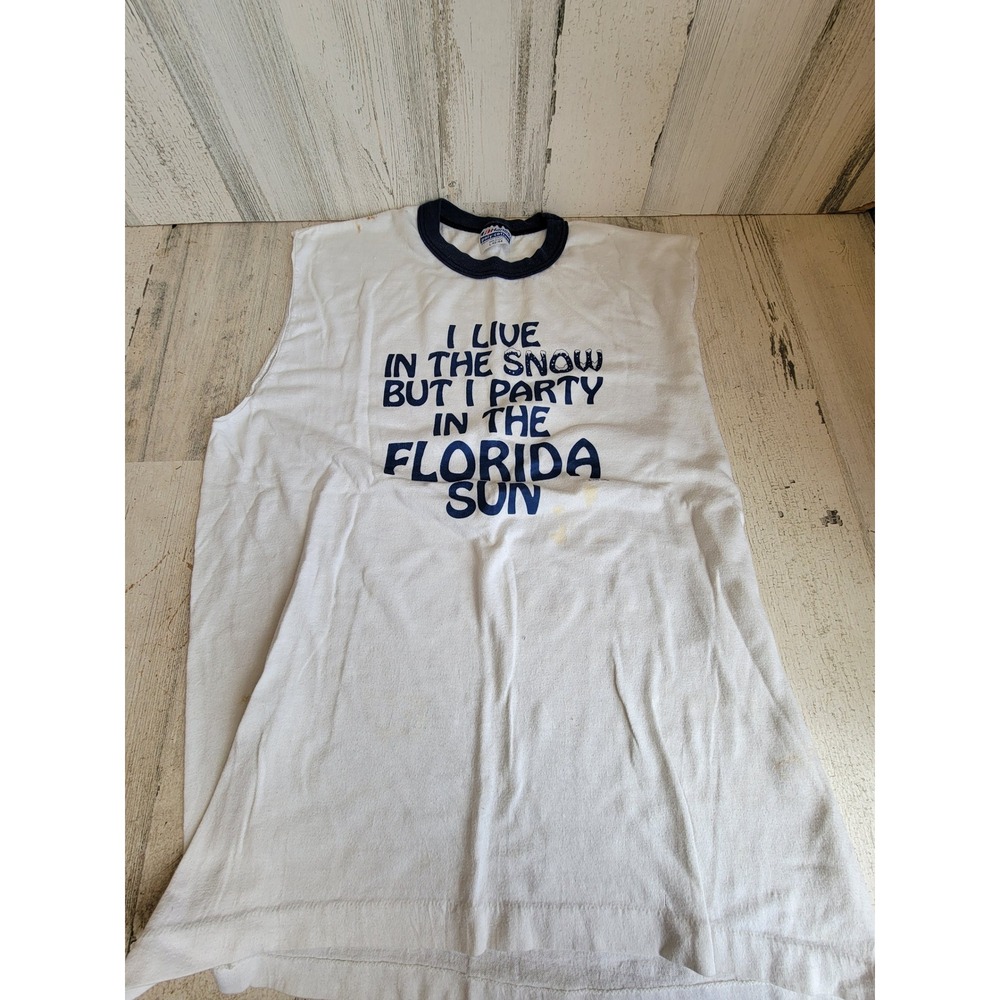 Vintage tank top AS IS I live in the snow but party in Florida shirt Unique